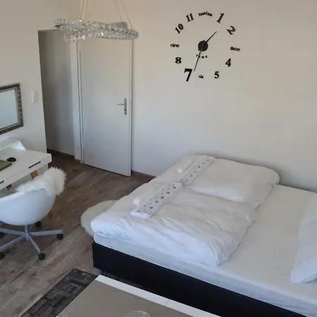Apartment Deluxe